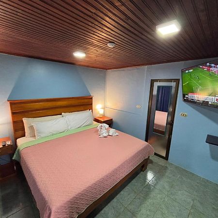 Pura Vida Aparment - Downtown La Fortuna Dış mekan fotoğraf