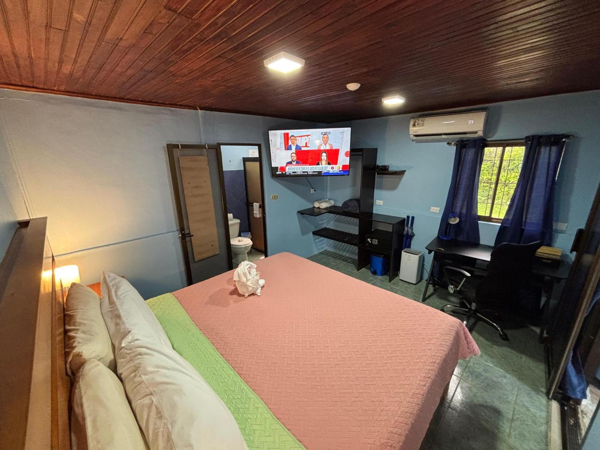 Pura Vida Aparment - Downtown La Fortuna Dış mekan fotoğraf